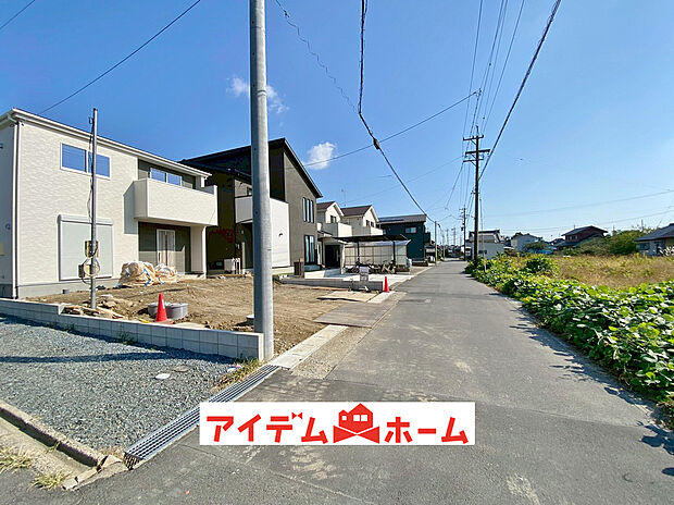 現地（2025年10月）撮影
休日、平日問わずお気軽にお問合せくださいませ。