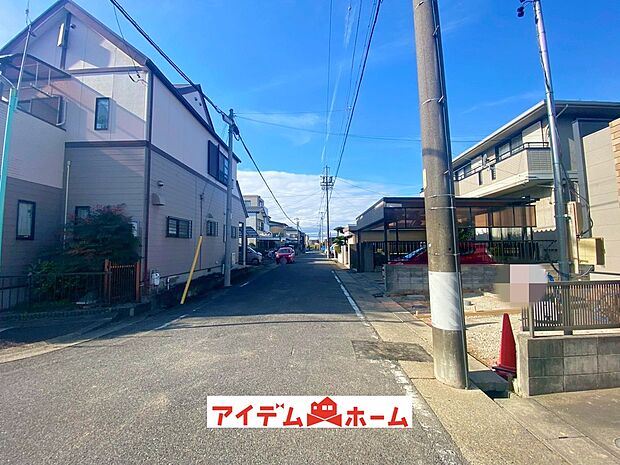 【前面道路】休日、平日問わずお気軽にお問合せくださいませ。