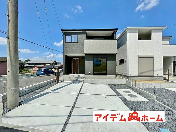 【外観写真】堂々完成、内覧可能です！休日、平日問わずお気軽にお問合せください。年末年始以外毎日営業中♪