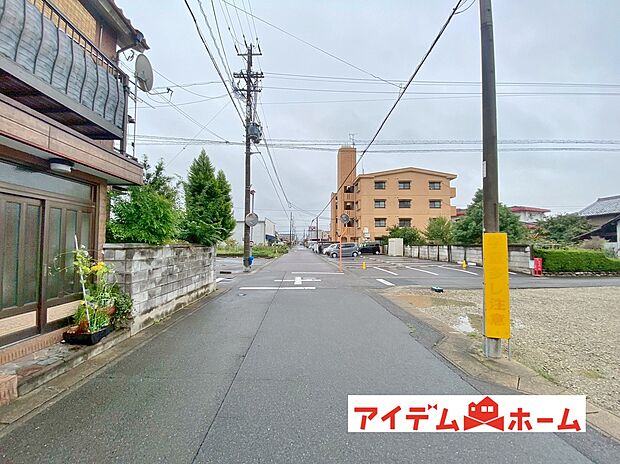 【前面道路】休日、平日問わずお気軽にお問合せください。年末年始以外毎日営業中♪