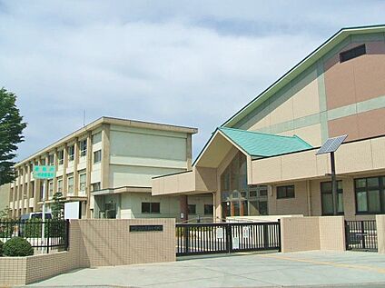 一宮市立貴船小学校 550ｍ