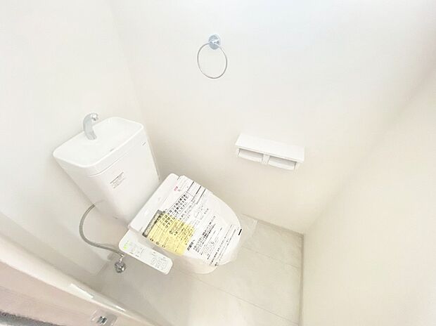 【トイレ】温水洗浄機能付き！