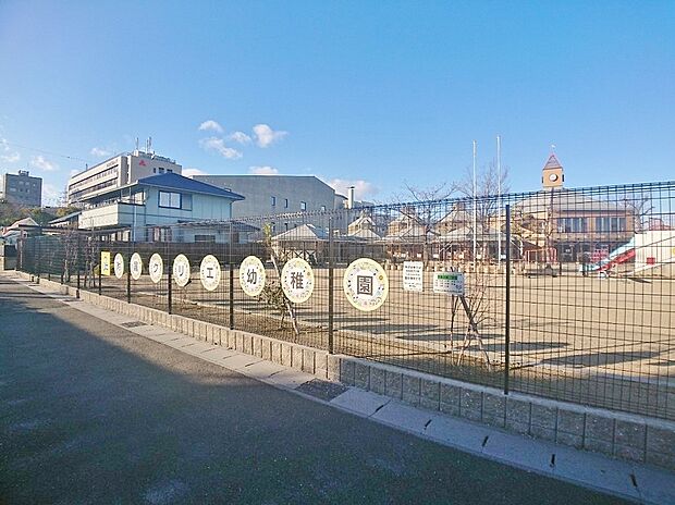 クリエ幼稚園（約302m）