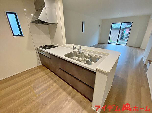 【キッチン】平日・土日問わずご案内致します!お気軽にお問合わせ下さい♪