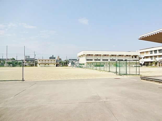 名古屋市立南陽東中学校（約880m）