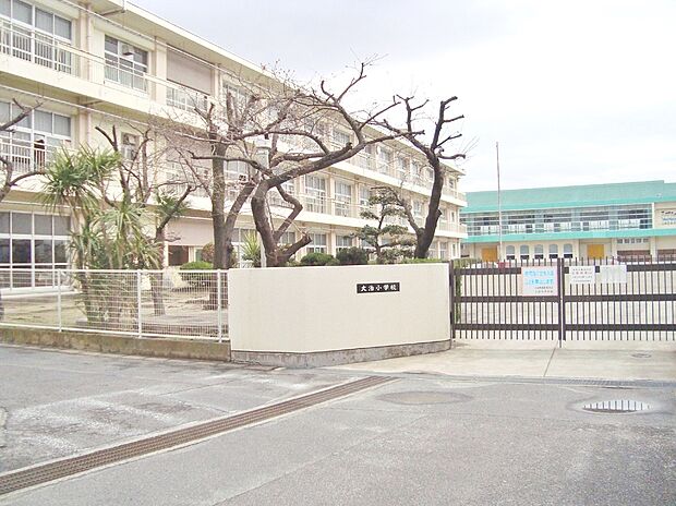大治町立大治小学校（約953m）