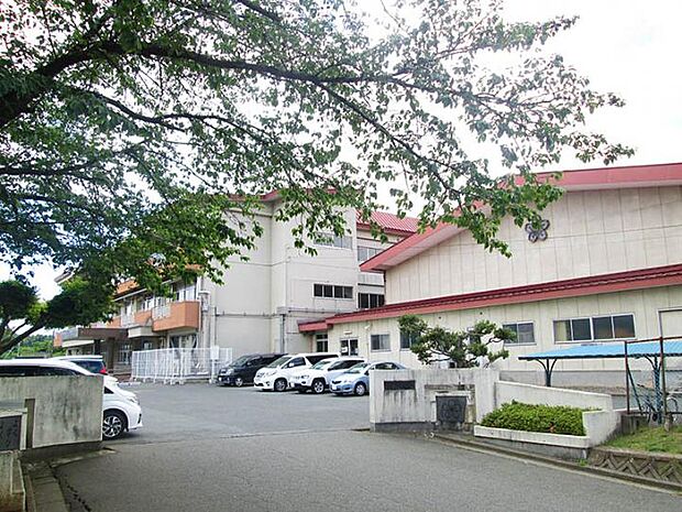 高松小学校