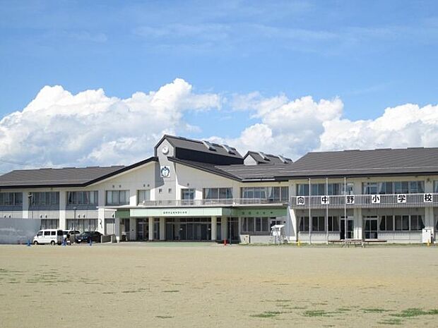 向中野小学校