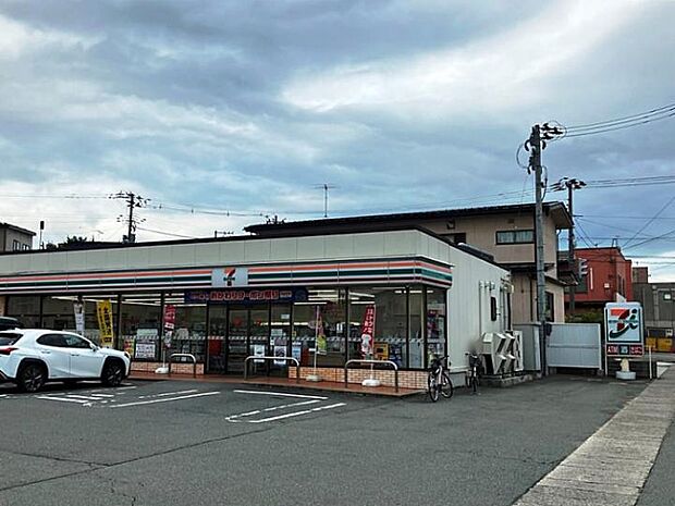 セブン-イレブン 円応寺町店