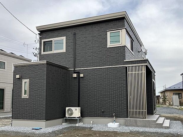 【B棟外観】（2026年4月撮影）