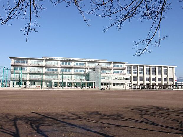 第四中学校
