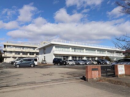 仙台市立田子小学校 520m