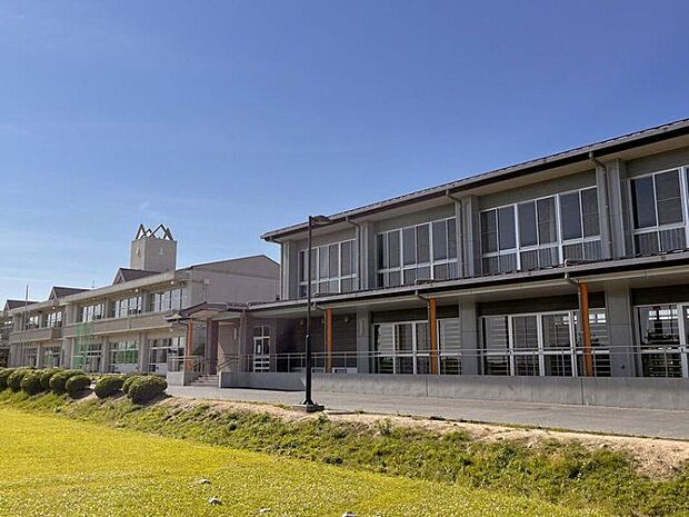 大崎市立敷玉小学校(約3,510m)