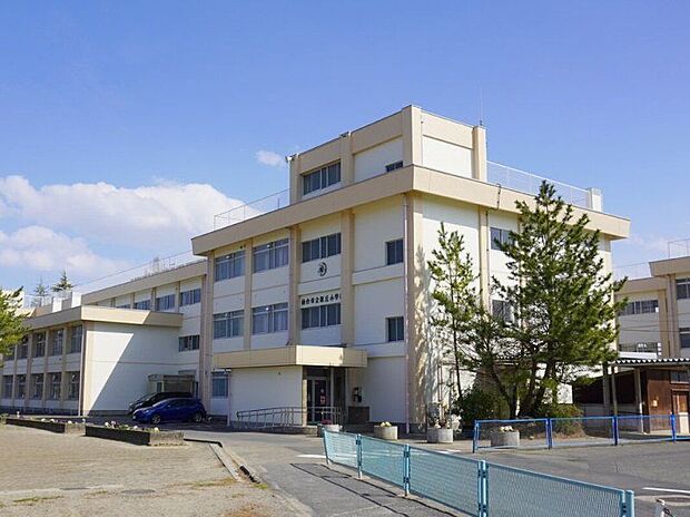 仙台市立桜丘小学校　（約1,180m）