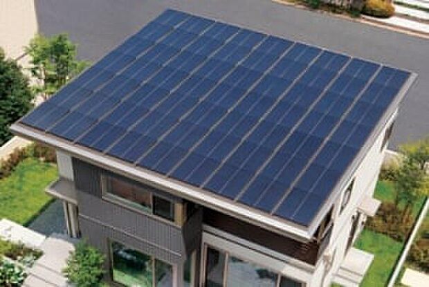 【太陽光発電システム】(1)もしもの災害時でも日中電気を使える安心。(2)ソーラー発電で月々の光熱費が抑えられます。(3)テレワークで自宅の電力消費が増えても安心。(4)自宅で電気を作って暮らすエコな暮らしをサポート※メーカーのモデルチェンジにより、形状が変更となる場合があります。