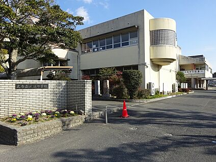 浅江中学校 約940ｍ(徒歩12分)