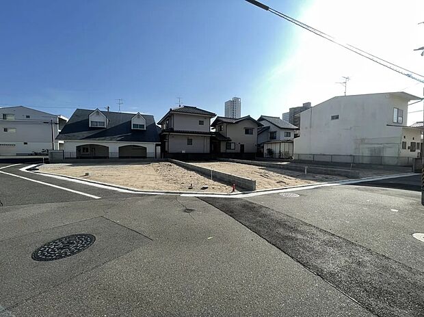 中高層住宅が調和する第二種中高層住居専用地域、落ち着きと利便性を兼ね備えた住みやすい街並みです!