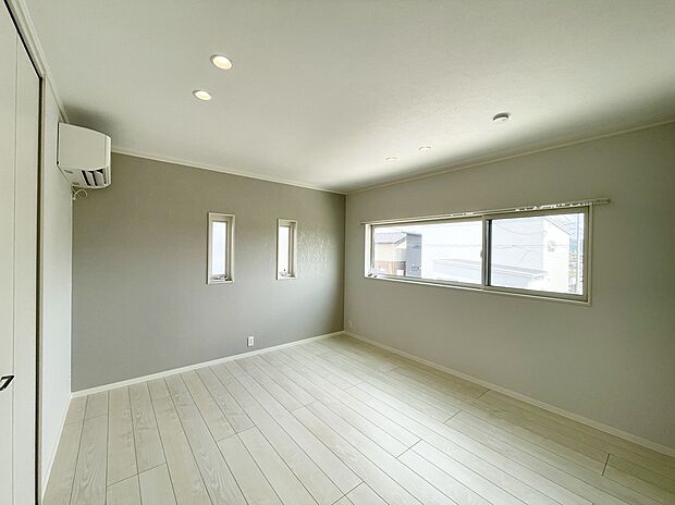 【【主寝室】】広々主寝室です!