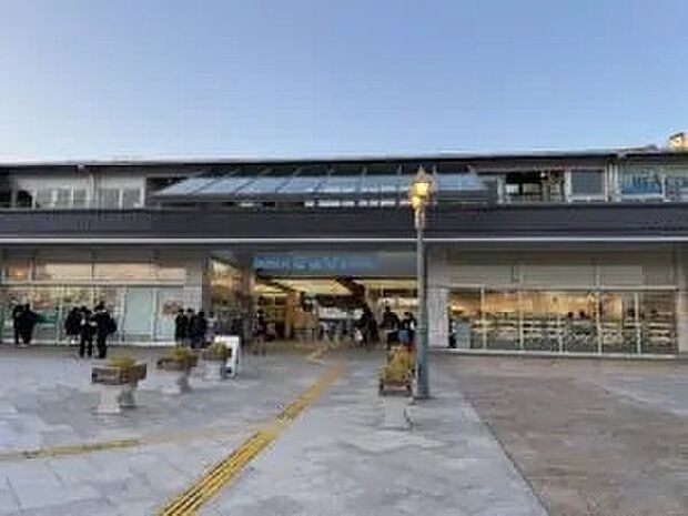 JR山陽本線「尾道」駅(約7m)