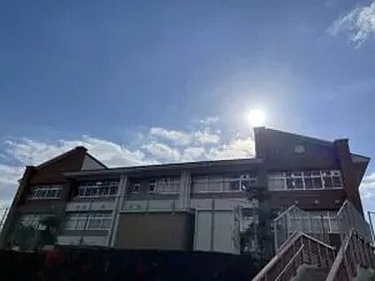 尾道市立向島中央小学校 410m~480m(徒歩6分)