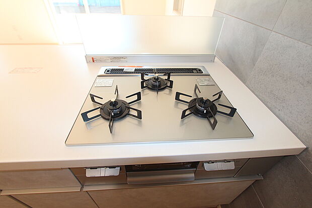 【ガラストップコンロ】2号棟：お掃除が楽なガラストップコンロ