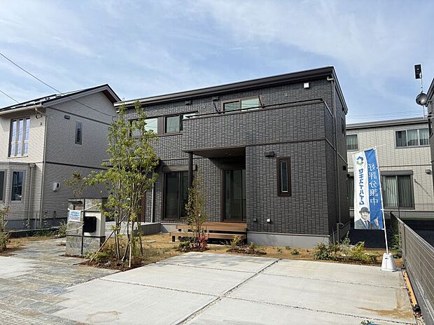 No.27／4LDK＋WIC（25年8月撮影）
1F：58.76m2（約17.77坪）
2F：53.97m2（約16.32坪）