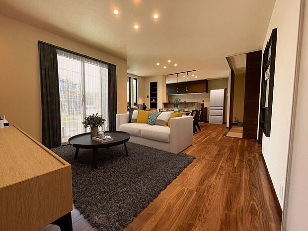 子育てにちょうどいい。利便が整う街。
No.7/リビング(2025年7月撮影)
※家具はGCによるイメージです