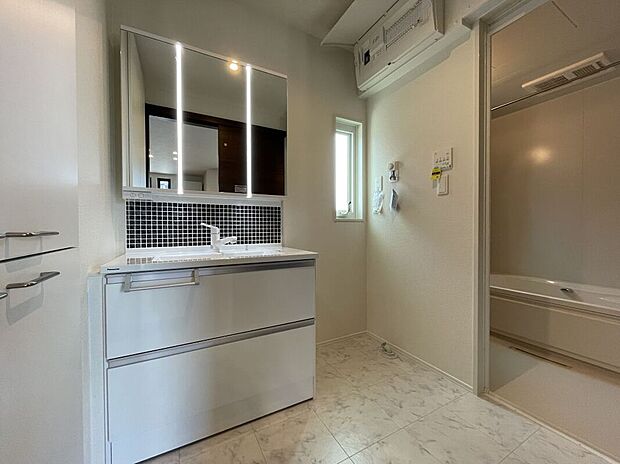 【No.7/洗面脱衣室】(2025年7月撮影)