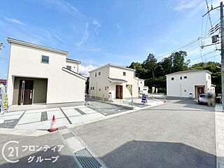 【新築の事ならフロンティアグループまで】Livele Garden　奈良市五条畑１丁目　全８区画 外観