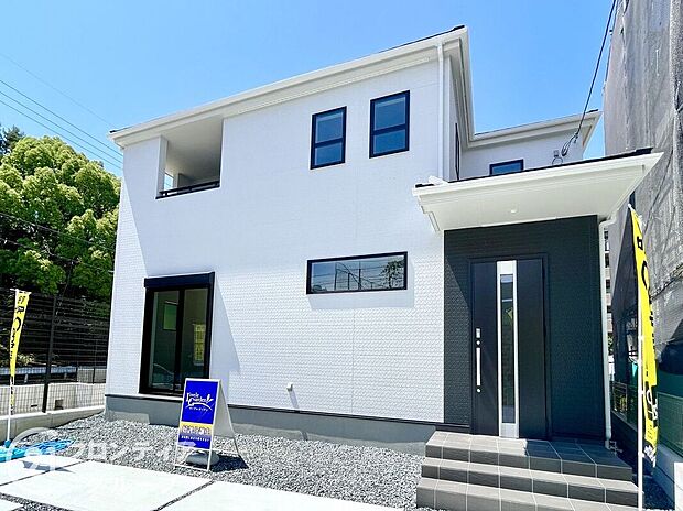 【3号棟】現地外観写真 ＼購入後も安心なアフターサービス／購入後のフォローの充実さに自信あり！お住まい後の不安や、カスタマイズのご希望など、全力でサポートします！末永いお付き合いをお約束いたします。！