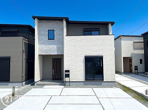 【建物施工例】現地ご案内とともに住宅ローンのご相談も承ります！当社は多数融資銀行の取扱いあり。お客様それぞれにピッタリの融資先をご提案！【住宅ローン相談のみも大歓迎】