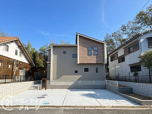 本物件は、耐震性・劣化対策・維持管理性・住戸面積・省エネルギー性・居住環境・維持保全管理の７つの条件をクリアした長期優良住宅！