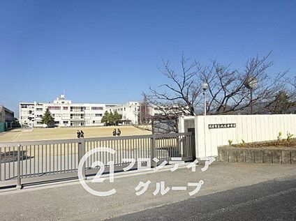 橿原市立八木中学校 1900m