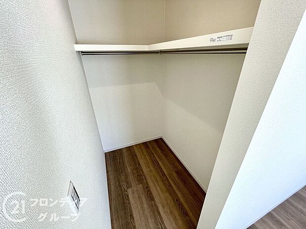 【収納】充実した収納スペースなので、お子様が大きくなって、荷物が増えてもたっぷり収納しておけますね