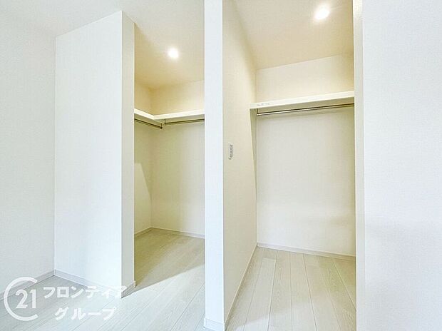 【収納】充実した収納スペースなので、お子様が大きくなって、荷物が増えてもたっぷり収納しておけますね