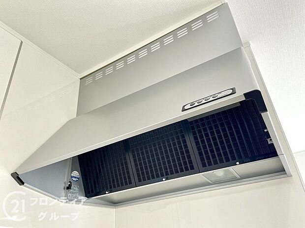 【その他設備】お料理好きにはうれしい高機能のレンジフード!