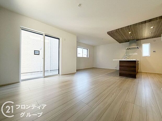 【リビング】多様化する住まいのお悩みを当社へお気軽にご相談下さい