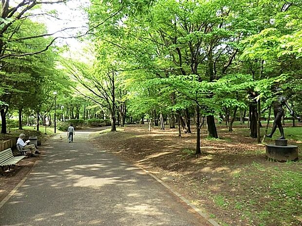 府中の森公園（約547m）