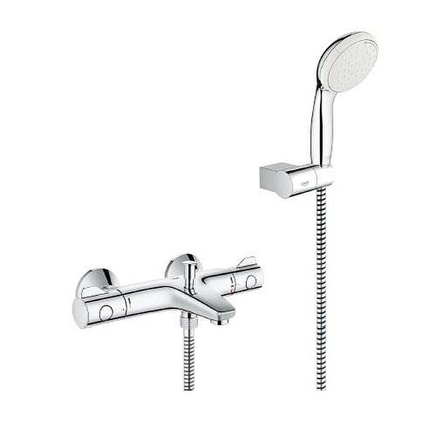 【浴室】ドイツGROHE製のハイクラスシャワーは、サーモスタットで水温は常に一定。レイン/ジェットの2モード切替で、毎日が上質なスパ気分を満喫できます。