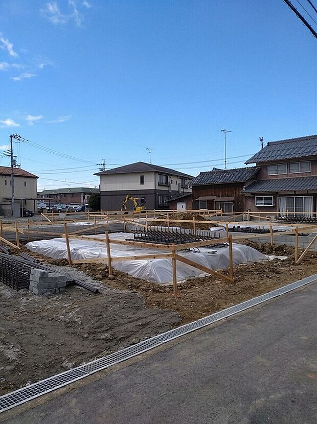 現地