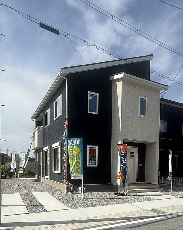 【全館空調搭載】一年中快適にお過ごしいただけます♪