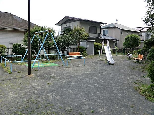 赤井谷第二公園(約70m)