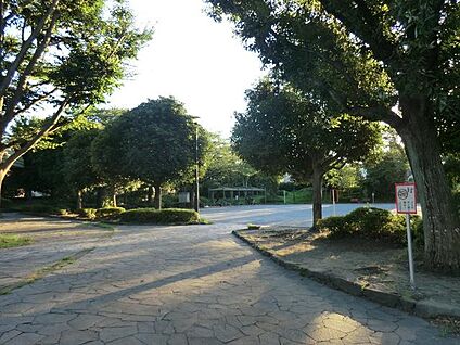 南本宿公園 750m