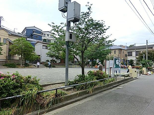 門前公園（約200m）