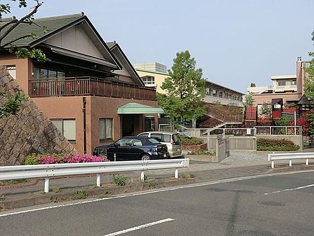 きらら保育園(約700m・徒歩9分)