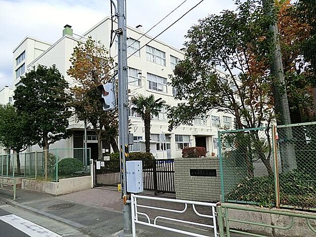 横浜市立長津田第二小学校（約350m）