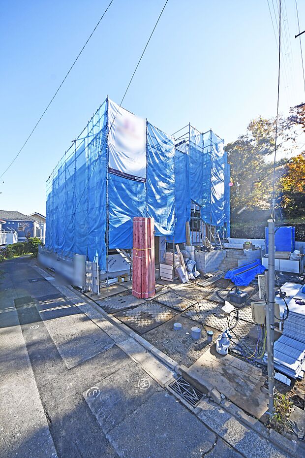 閑静な住宅地で子育て家族にピッタリ。緑に恵まれたエリアで、自然に包まれた穏やかな暮らしを実現するための、ゆとりある住環境が整っています。