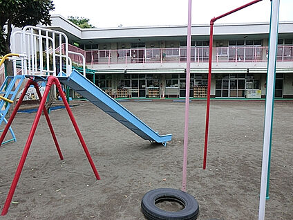 市立上宿保育園 983m