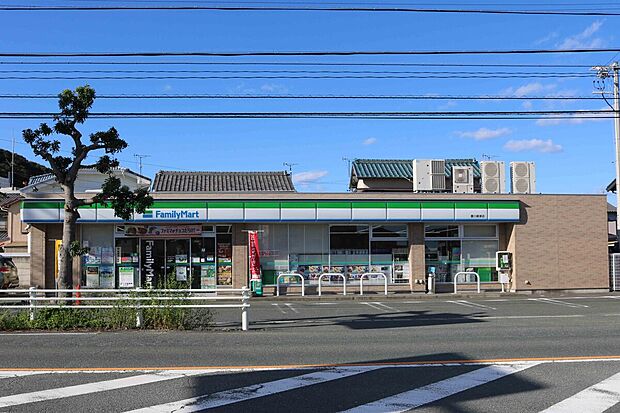 ファミリーマート豊川御津店（約1,290m）