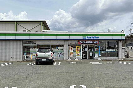 ファミリーマート豊橋小向店 430ｍ(徒歩6分)